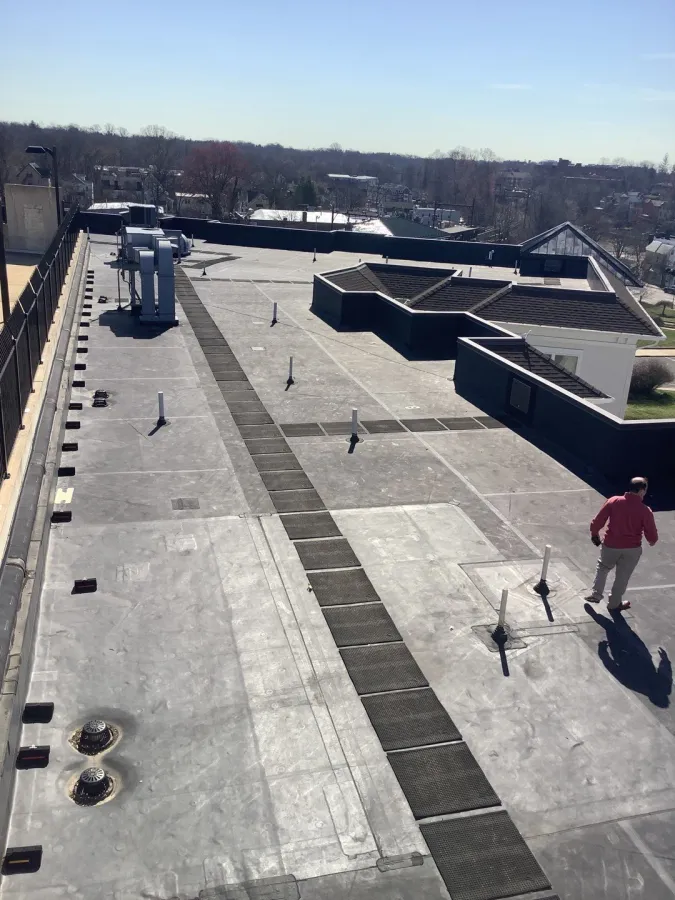 f6d890491177d3c420210402 61162 a395fc